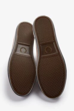 Fred Perry Kingston 9 Fred Perry Kingston -Fred Perry B4333 T17 V2 Q323 FLAT4
