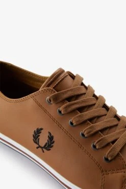 Fred Perry Kingston 11 Fred Perry Kingston -Fred Perry B4333 T17 V2 Q323 FLAT6