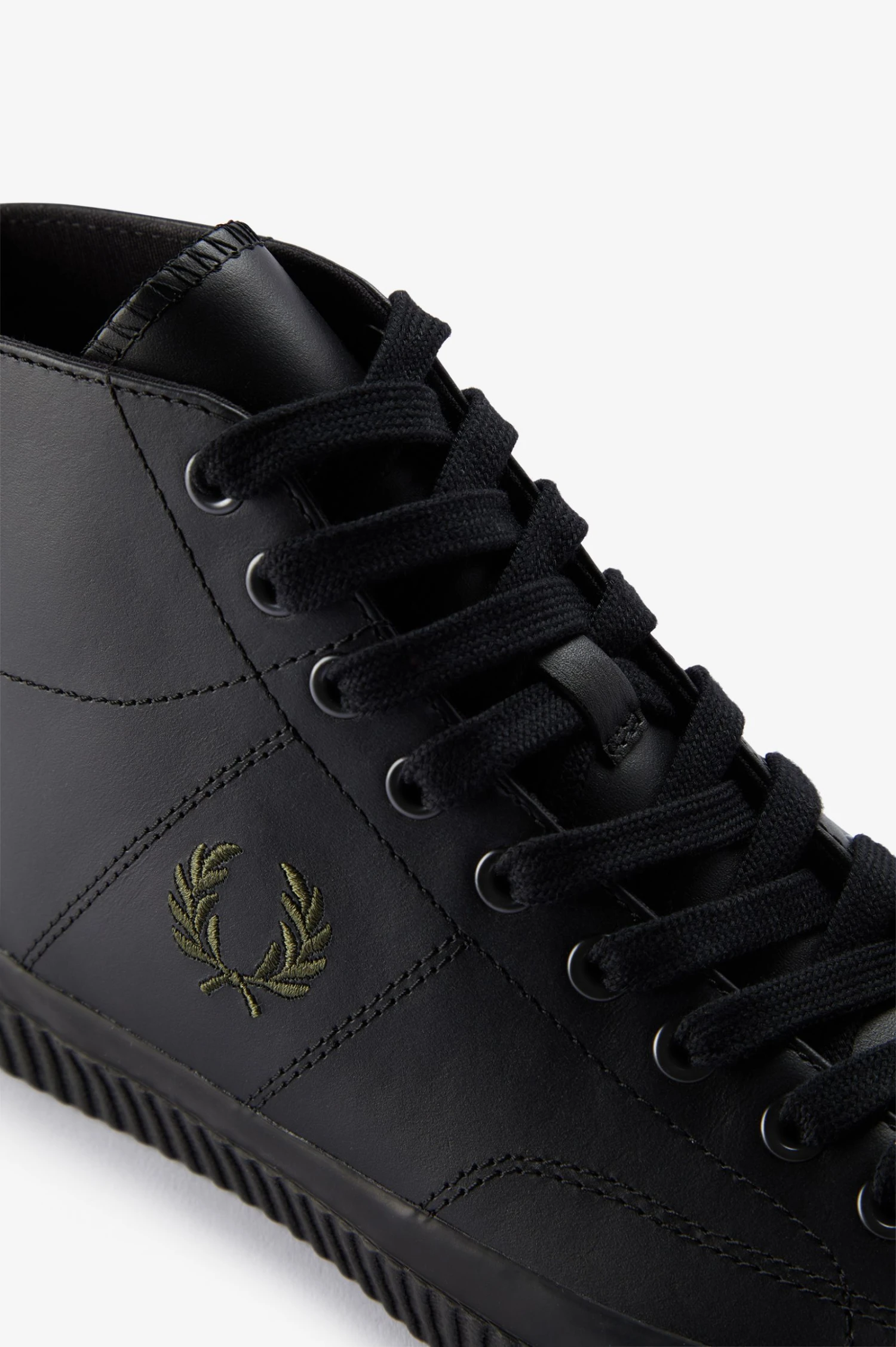 Fred Perry Mid Hughes 6 Fred Perry Mid Hughes - Image 6