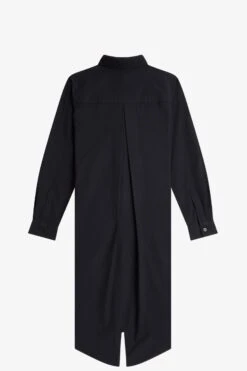 Fred Perry Fishtail Hem Shirt Dress -Fred Perry D6157 102 V2 Q323 FLATBACK