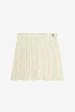 Fred Perry Pleated Tennis Skirt 10 Fred Perry Pleated Tennis Skirt -Fred Perry E6101 560 V2 Q323 FLATFRONT