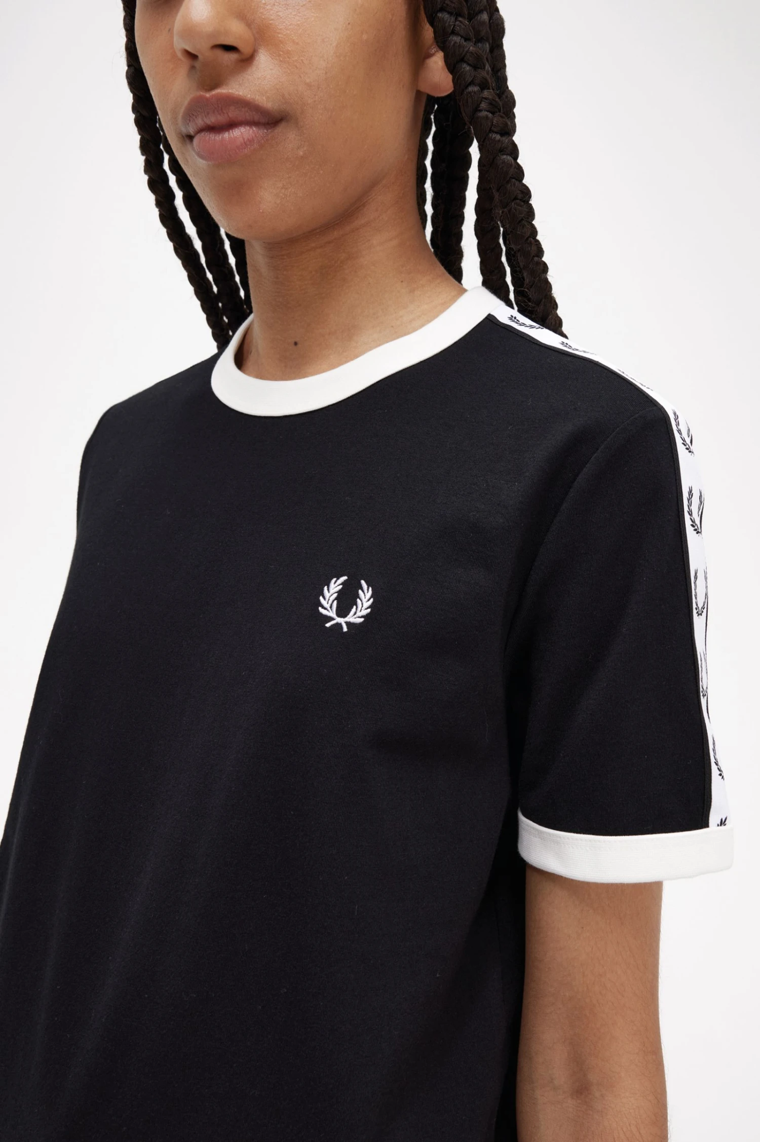 Fred Perry Taped Ringer T-Shirt 4 Fred Perry Taped Ringer T-Shirt - Image 4