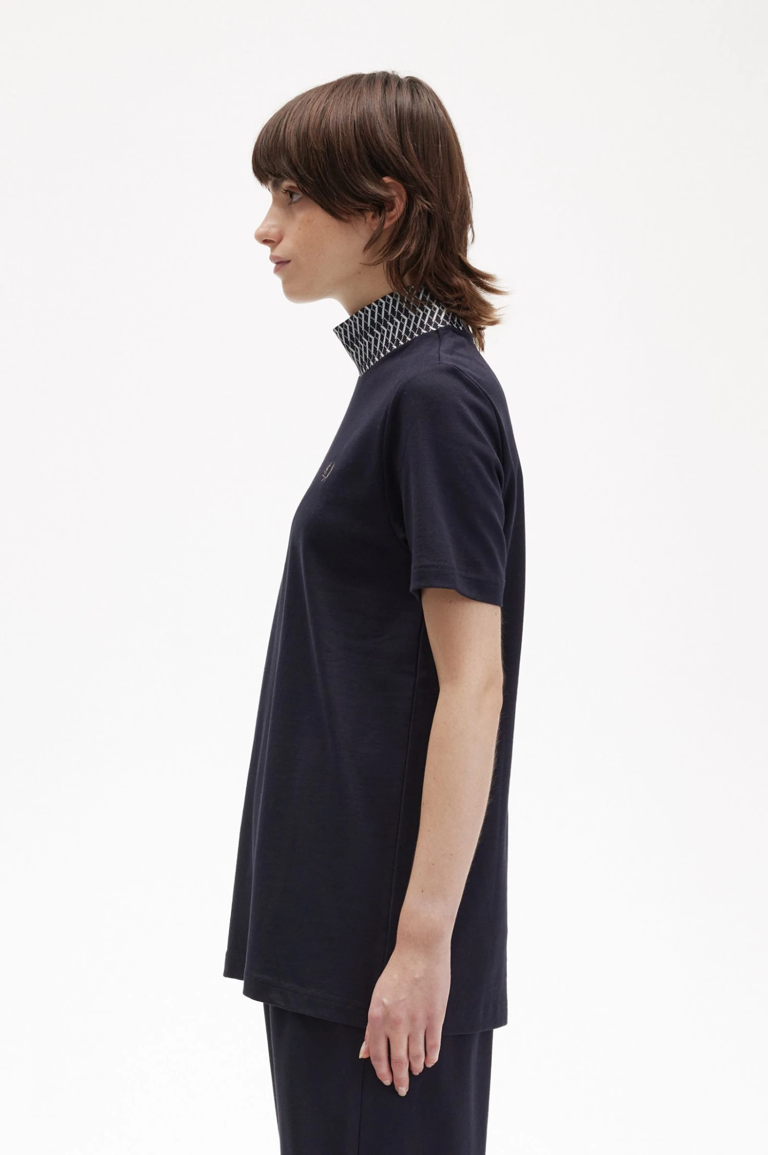 Fred Perry Jacquard Trim High Neck T-Shirt 2 Fred Perry Jacquard Trim High Neck T-Shirt - Image 2