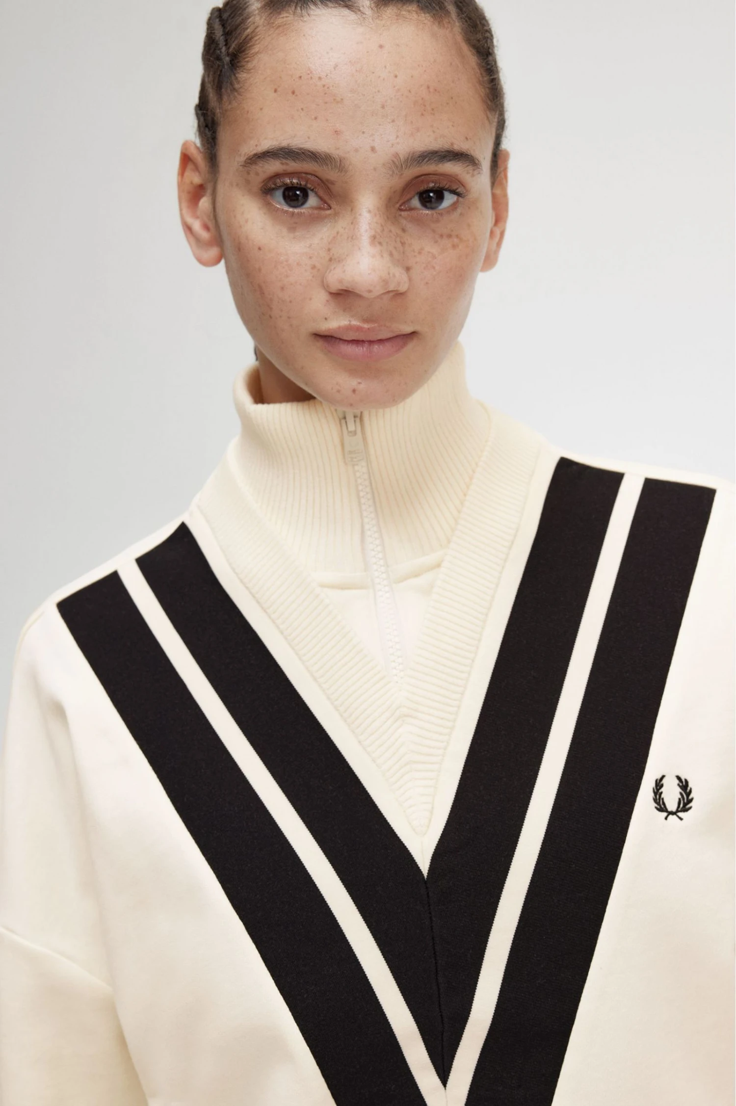 Fred Perry Tipped Knitted Trim Sweatshirt 3 Fred Perry Tipped Knitted Trim Sweatshirt - Image 3