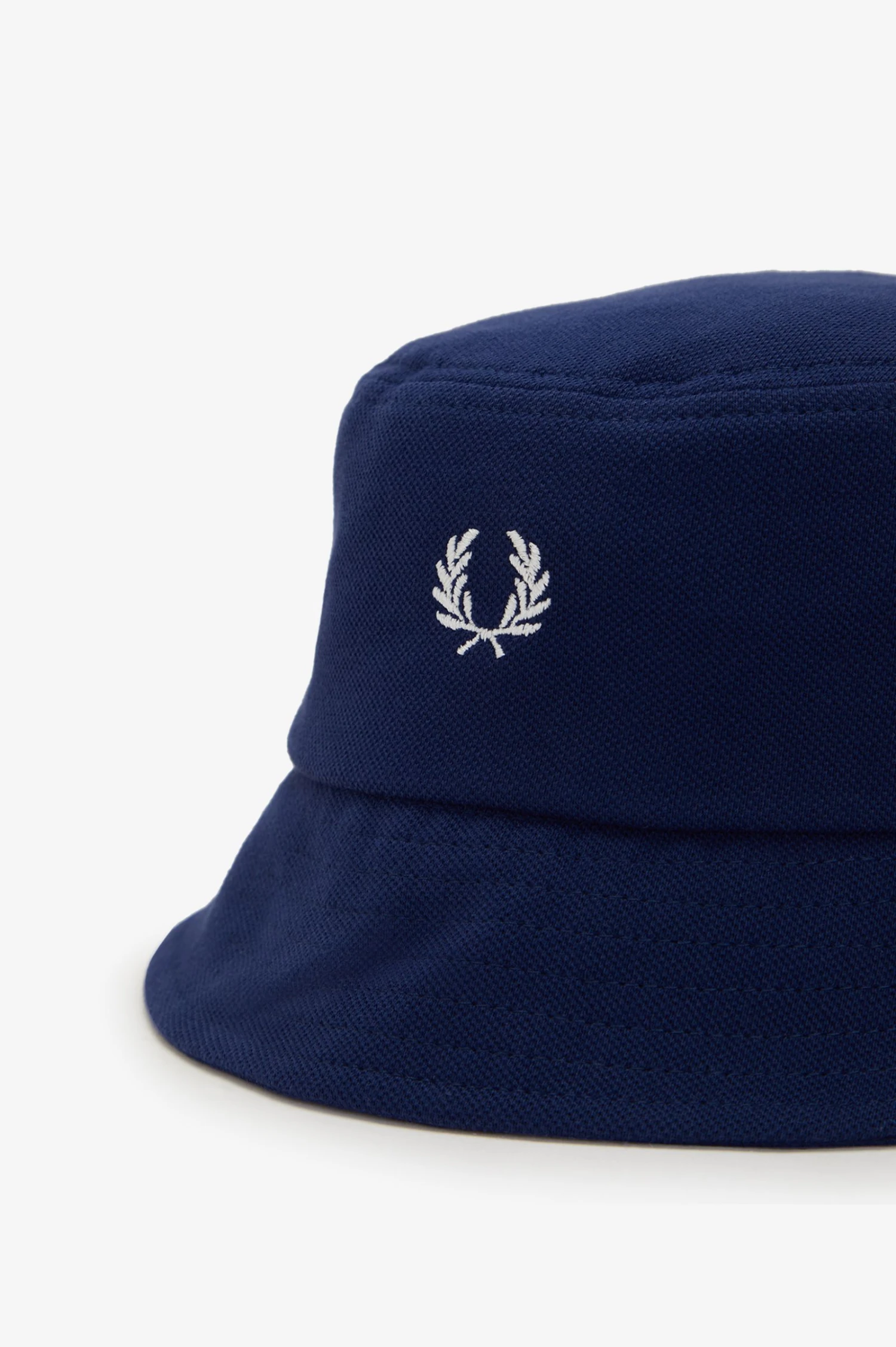 Fred Perry Piqué Bucket Hat 3 Fred Perry Piqué Bucket Hat - Image 3