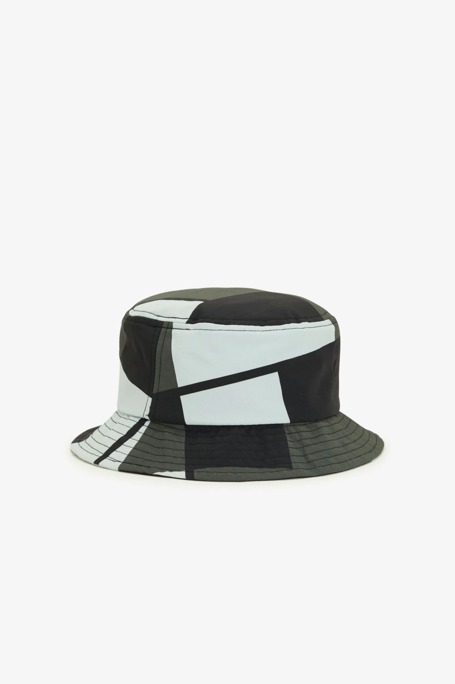 Fred Perry Pixel Print Bucket Hat 2 Fred Perry Pixel Print Bucket Hat - Image 2