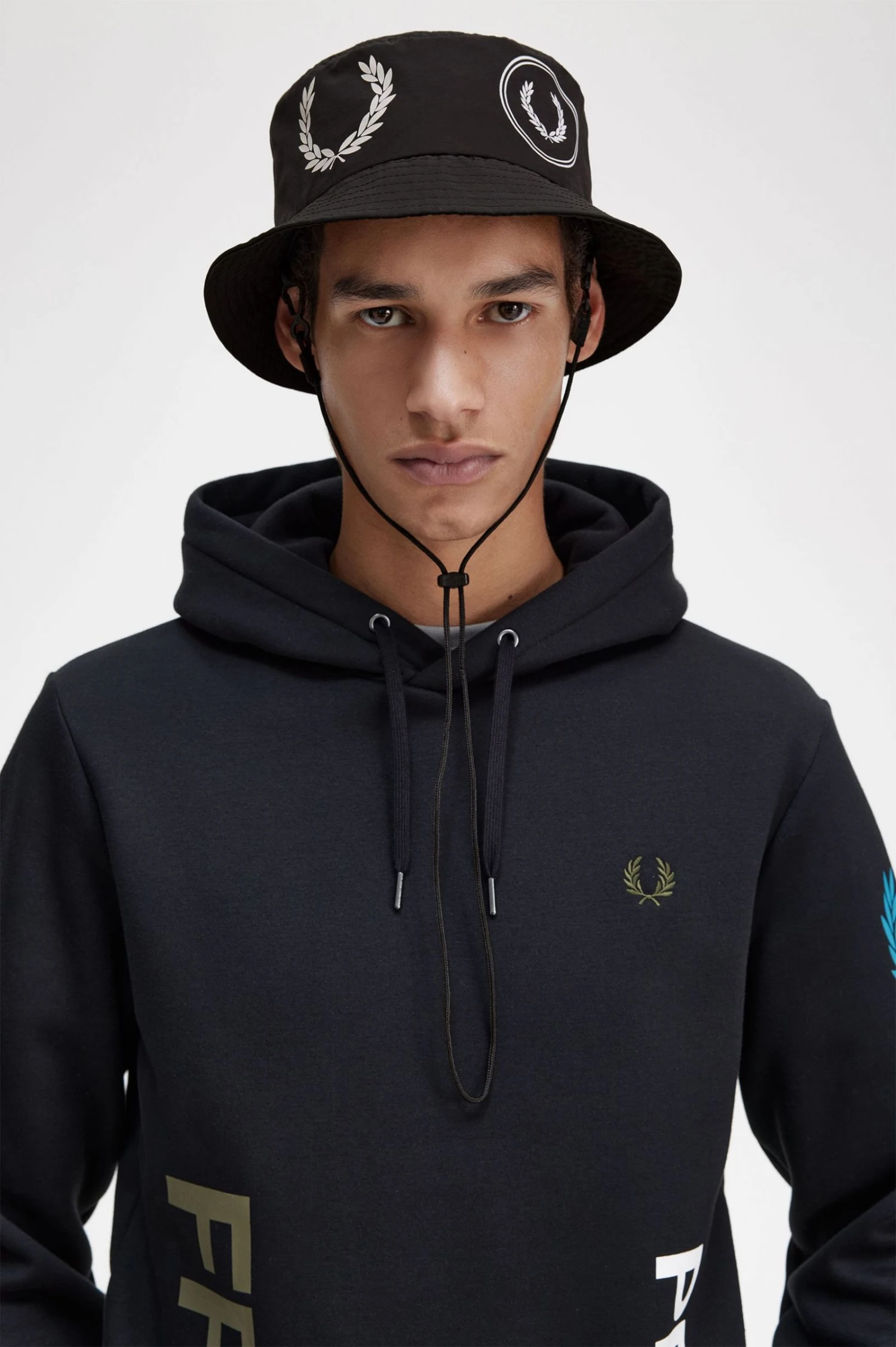 Fred Perry Graphic Branding Bucket Hat 4 Fred Perry Graphic Branding Bucket Hat - Image 4