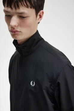 Fred Perry Woven Track Jacket 11 Fred Perry Woven Track Jacket -Fred Perry J5540 198 V2 Q323 ED1