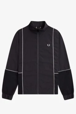 Fred Perry Piped Shell Jacket 14 Fred Perry Piped Shell Jacket -Fred Perry J6520 102 V2 Q323 FLATFRONT