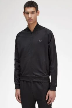 Fred Perry Tonal Tape Track Jacket 11 Fred Perry Tonal Tape Track Jacket -Fred Perry J6550 102 V2 Q323 ED1