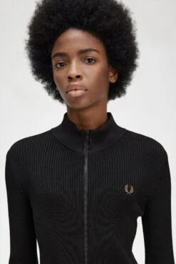 Fred Perry Ribbed Zip Through Jumper 10 Fred Perry Ribbed Zip Through Jumper -Fred Perry K6108 102 V2 Q323 ED2