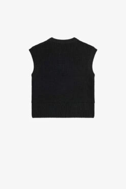 Fred Perry Laurel Wreath Knitted Tank 13 Fred Perry Laurel Wreath Knitted Tank -Fred Perry K6112 102 V2 Q323 FLATBACK