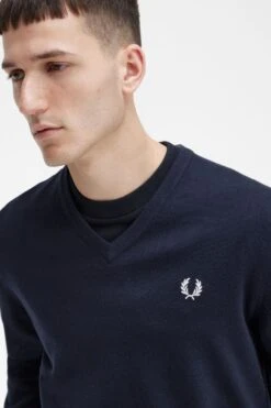 Fred Perry Classic V-Neck Jumper 9 Fred Perry Classic V-Neck Jumper -Fred Perry K9600 795 4