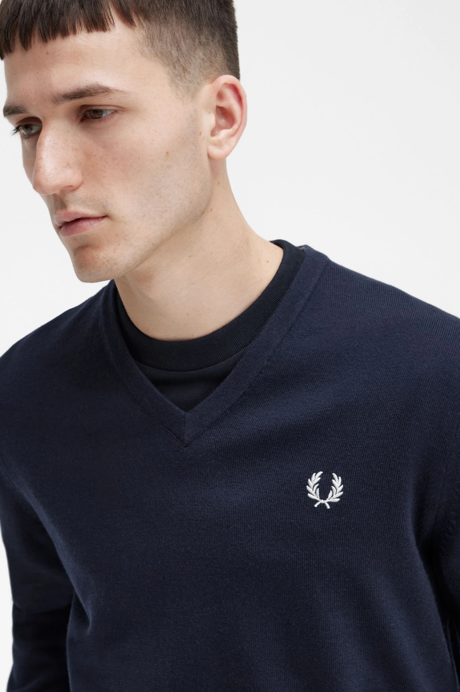 Fred Perry Classic V-Neck Jumper 4 Fred Perry Classic V-Neck Jumper - Image 4