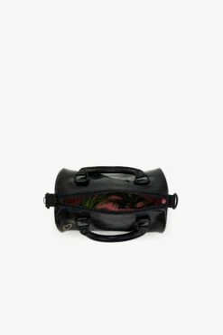 Fred Perry Mini Barrel Bag 9 Fred Perry Mini Barrel Bag -Fred Perry L5330 102 V2 Q223 FLAT4