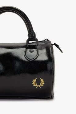 Fred Perry Mini Barrel Bag 10 Fred Perry Mini Barrel Bag -Fred Perry L5330 102 V2 Q223 FLAT5