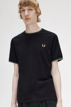 Fred Perry Twin Tipped T-Shirt -Fred Perry M1588 S53 V2 Q323 ED1