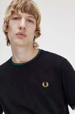 Fred Perry Twin Tipped T-Shirt -Fred Perry M1588 S53 V2 Q323 ED3