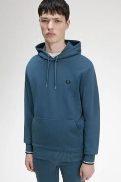 Fred Perry Tipped Hooded Sweatshirt -Fred Perry M2643 F57 V2 Q323 ED1