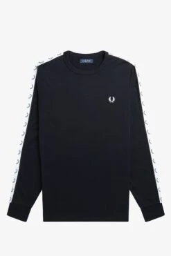 Fred Perry Taped Long Sleeve T-Shirt -Fred Perry M4621 102 7