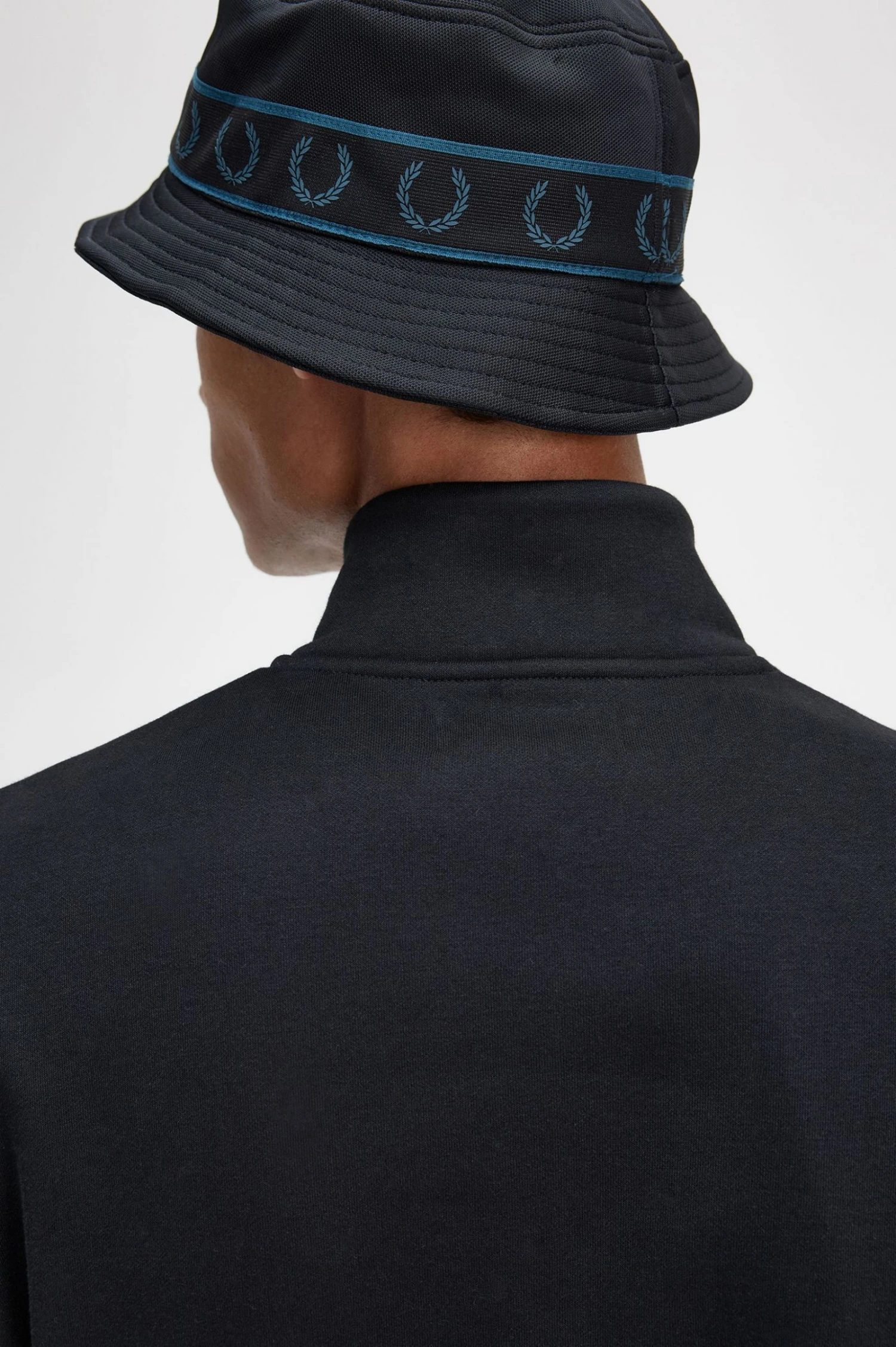 Fred Perry Embroidered Half Zip Sweatshirt 3 Fred Perry Embroidered Half Zip Sweatshirt - Image 3