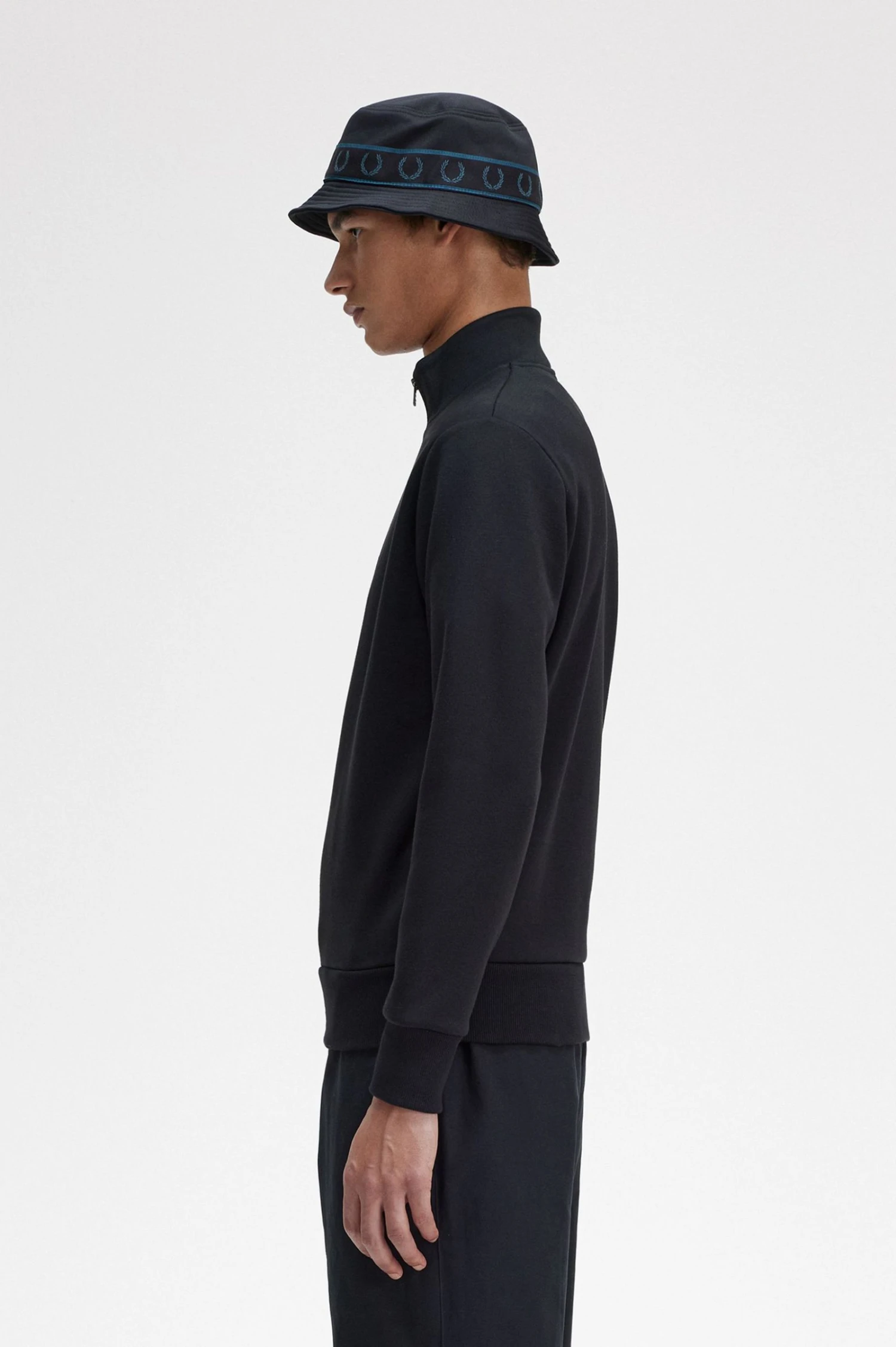 Fred Perry Embroidered Half Zip Sweatshirt 2 Fred Perry Embroidered Half Zip Sweatshirt - Image 2