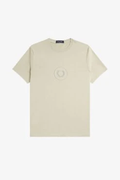 Fred Perry Circle Branding T-Shirt 8 Fred Perry Circle Branding T-Shirt -Fred Perry M5630 P04 V2 Q323 FLATFRONT