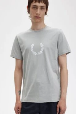 Fred Perry Laurel Wreath Graphic T-Shirt -Fred Perry M5632 181 4