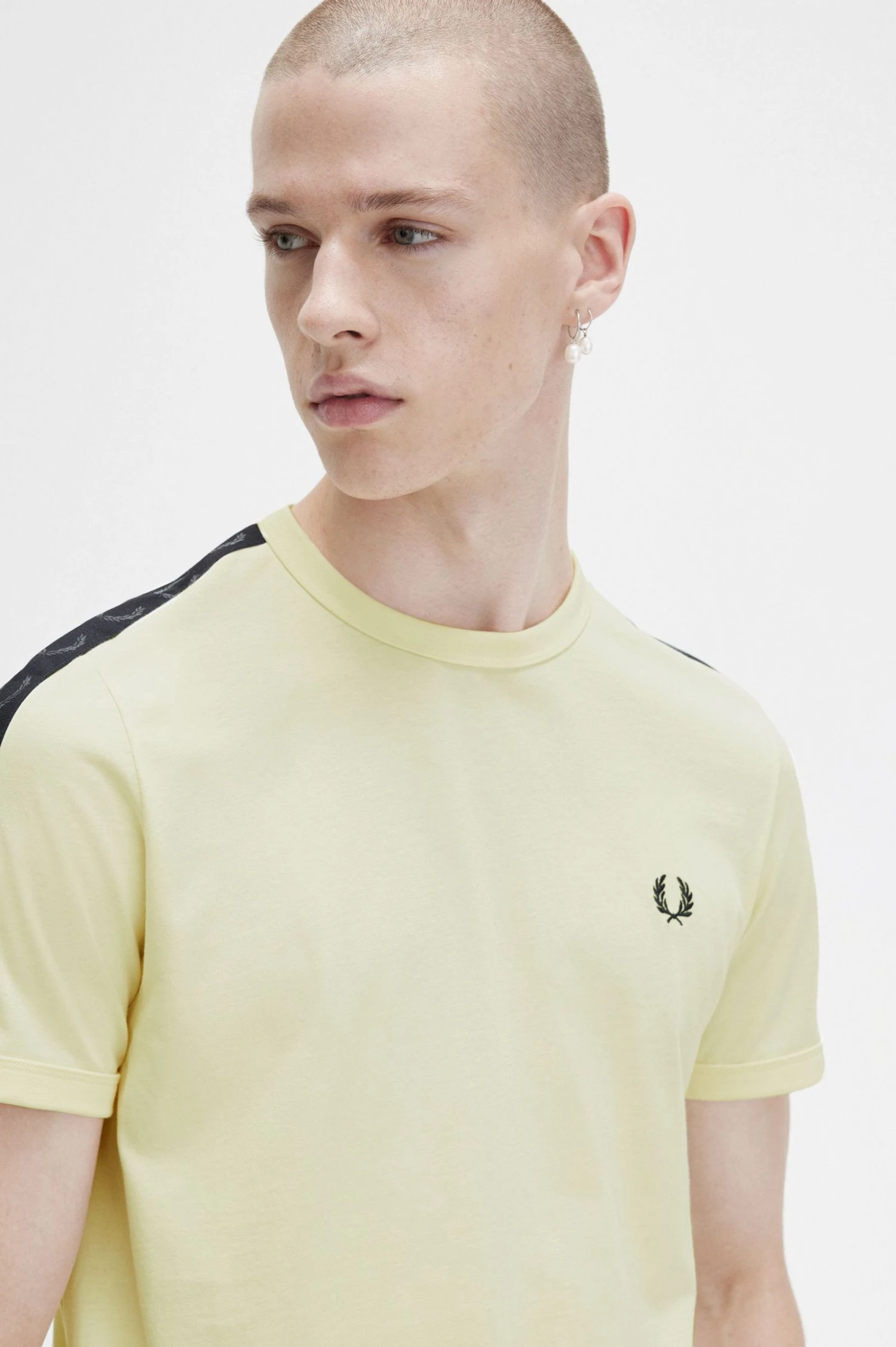 Fred Perry Tonal Tape Ringer T-Shirt 4 Fred Perry Tonal Tape Ringer T-Shirt - Image 4
