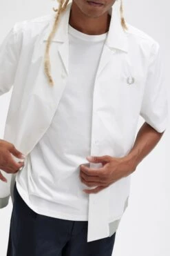 Fred Perry Ribbed Hem Revere Collar Shirt -Fred Perry M5705 129 4