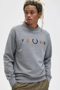 Fred Perry Embroidered Sweatshirt 8 Fred Perry Embroidered Sweatshirt -Fred Perry M5822 557 3