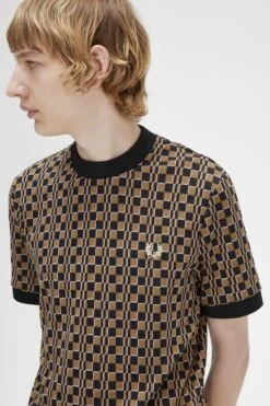 Fred Perry Glitch Chequerboard T-Shirt -Fred Perry M6556 R83 V2 Q323 ED2