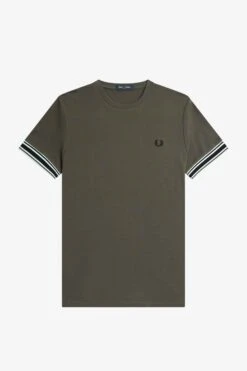 Fred Perry Bold Tipped Piqué T-Shirt 12 Fred Perry Bold Tipped Piqué T-Shirt -Fred Perry M6568 638 V2 Q323 FLATFRONT