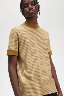 Fred Perry Micro Chequerboard T-Shirt -Fred Perry M6582 T12 V2 Q323 ED1