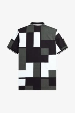 Pixel Print Fred Perry Shirt 15 Pixel Print Fred Perry Shirt -Fred Perry M6614 R30 V2 Q323 FLATBACK