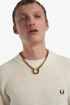 Fred Perry Double Chain Laurel Wreath Necklace 5 Fred Perry Double Chain Laurel Wreath Necklace -Fred Perry MS4713 480 3