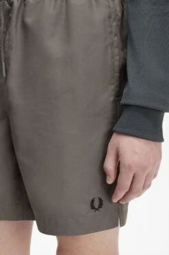 Fred Perry Classic Swimshorts -Fred Perry S8508 638 V2 Q323 ED1