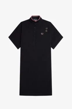 Fred Perry Tipped Piqué Shirt Dress -Fred Perry SD6542 102 V2 Q323 FLATFRONT