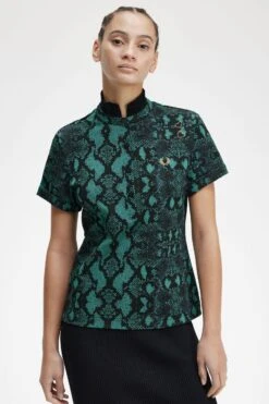 Fred Perry Snake Print Polo Shirt 11 Fred Perry Snake Print Polo Shirt -Fred Perry SG6540 R35 V2 Q323 ED2